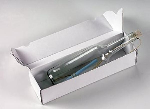 Flaschenpost - aus Glas 700 ccm - in weißem Karton
